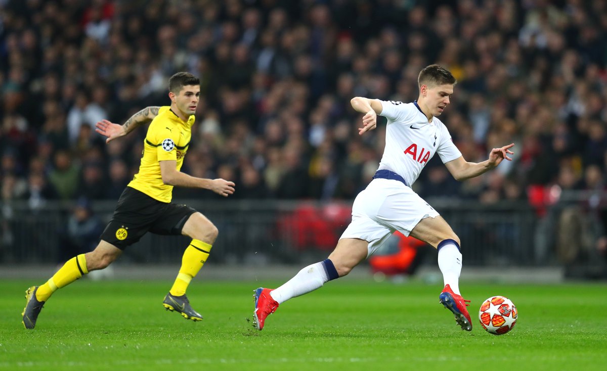 Tottenham fans loved this from Juan Foyth against Christian Pulisic last night