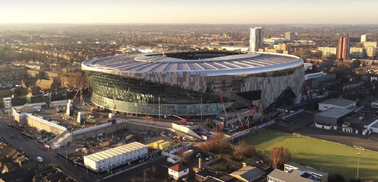 Aerial photographer grabs stunning photos of the new Spurs stadium from 820ft above