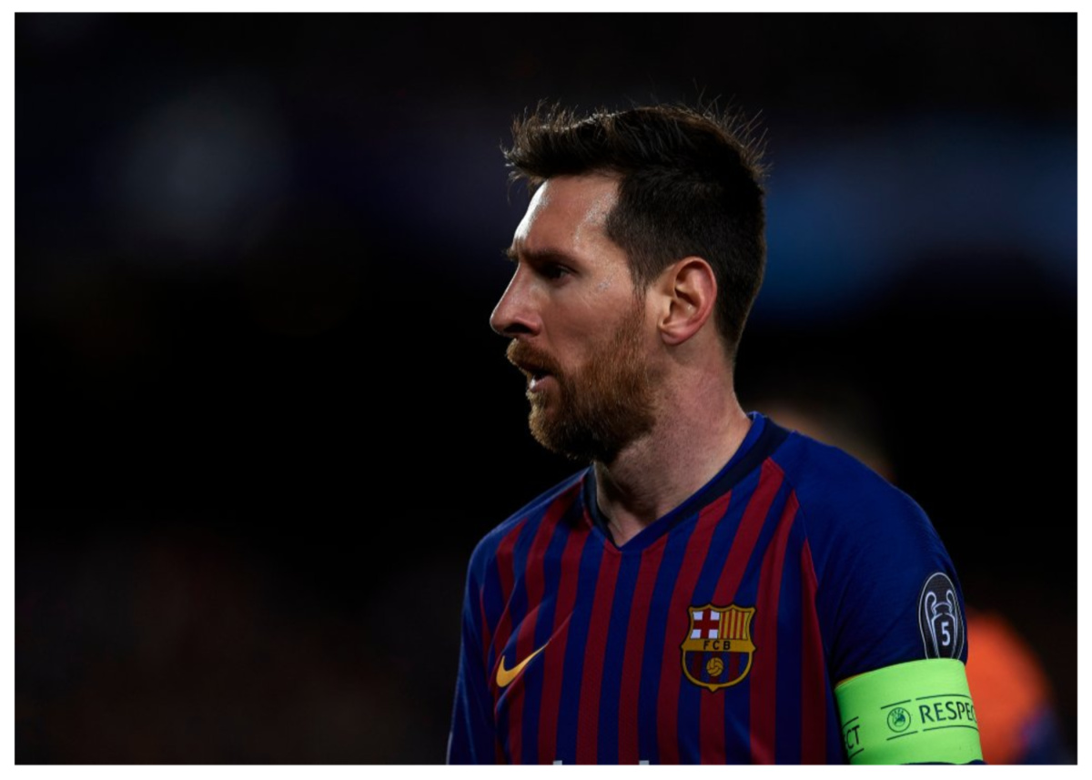 Photo of Lionel Messi battling 4 Real Betis players – Iconic