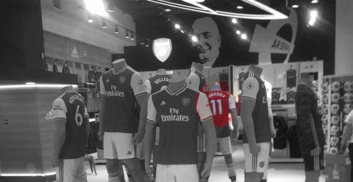 Photo – Daft error spotted on one of the Arsenal home kits being displayed at the Armoury