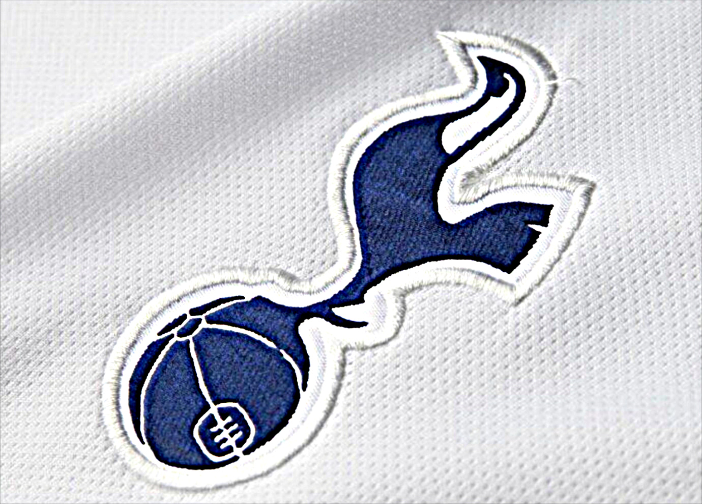 Leaked Image: Spurs to go with retro Nike logo for third kit?