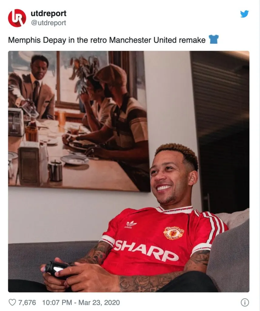 utdreport on X: Memphis Depay in the retro Manchester United remake 👕   / X