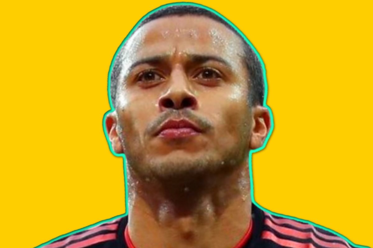 Thiago Alcantara in Bayern Munich kit