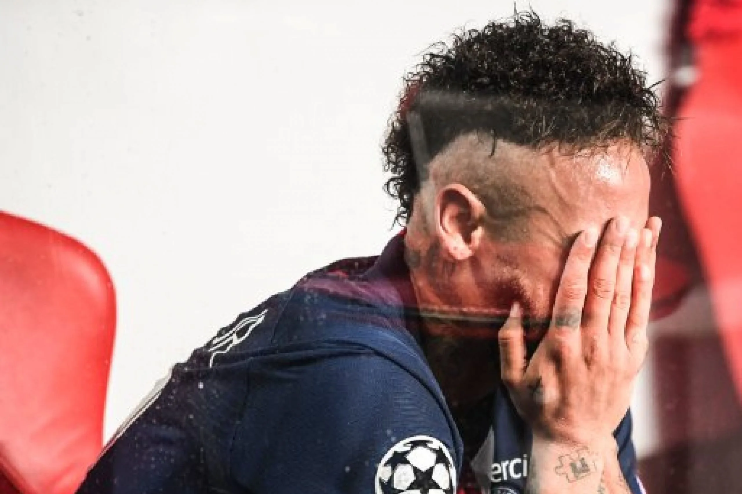 Neymar crying after losing Champions League final against Bayern Munich