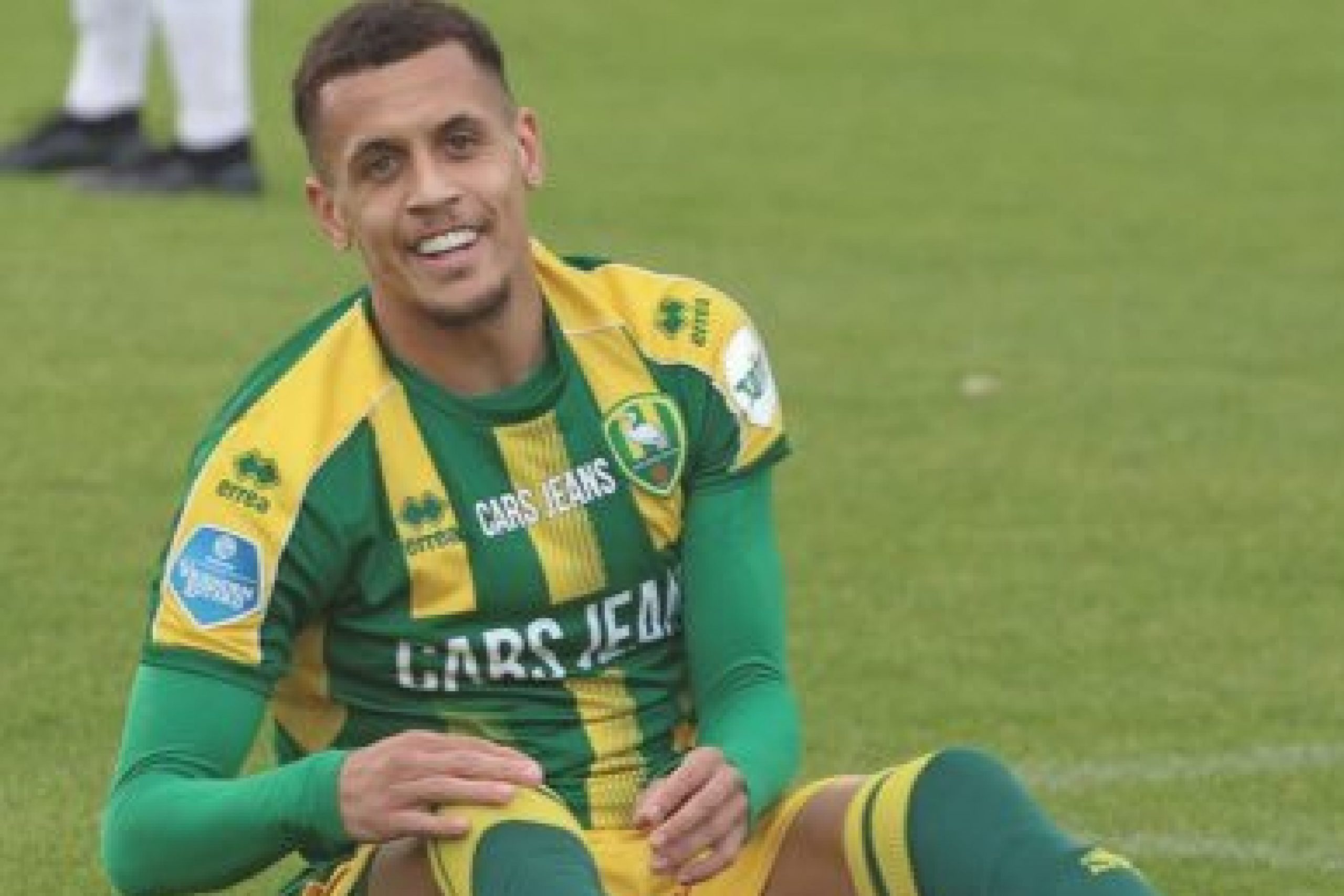 Footage of Ravel Morrison toying with 3 Saudi Arabia players is too good to be missed