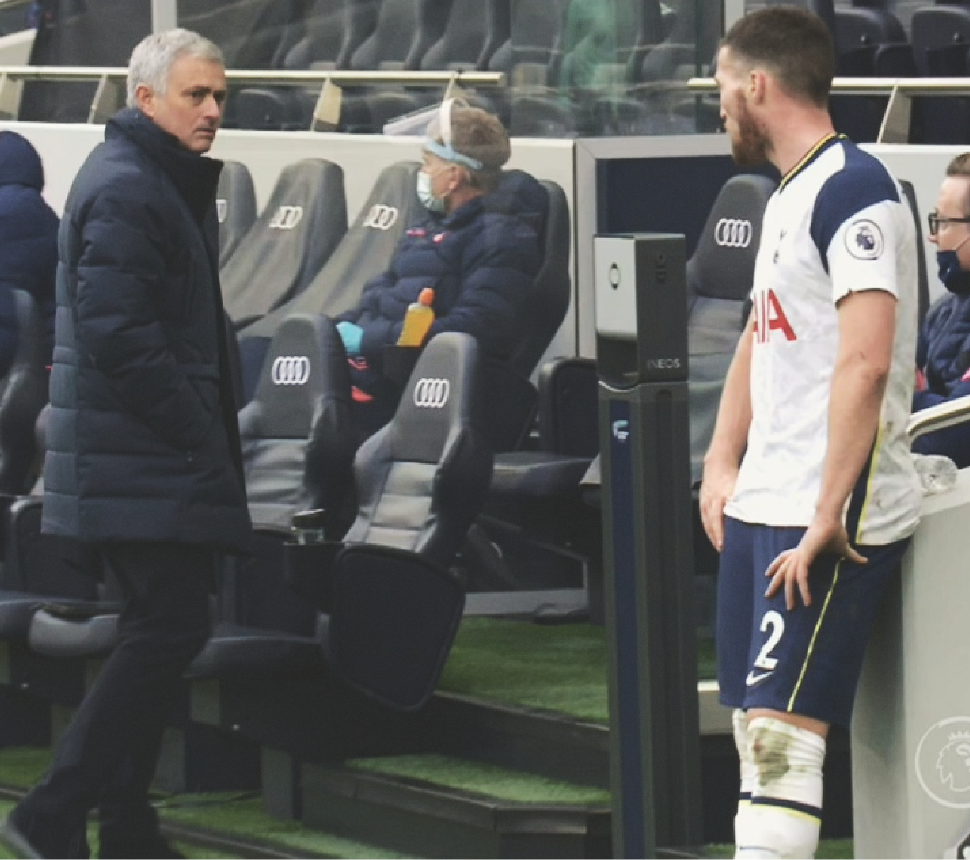 Photo – Jose Mourinho gives Matt Doherty a death stare after 92nd minute red card against Leeds
