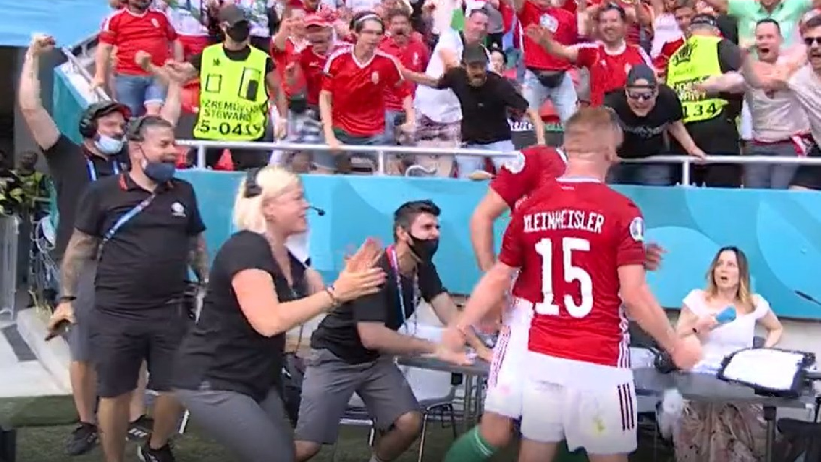 Video: Broadcaster lady gets caught up in Hungary’s goal celebration against France