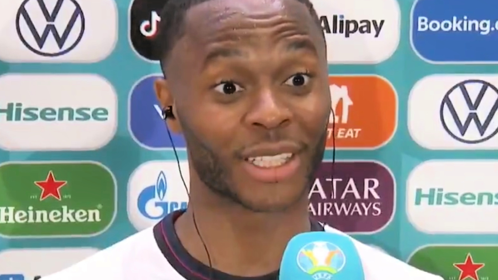 Raheem Sterling gobsmacked after a reporter asks if he’s ‘justified his selection’