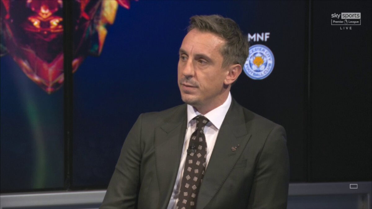Twitter reacts to Gary Neville pushing Man United to sign Harry Kane on MNF