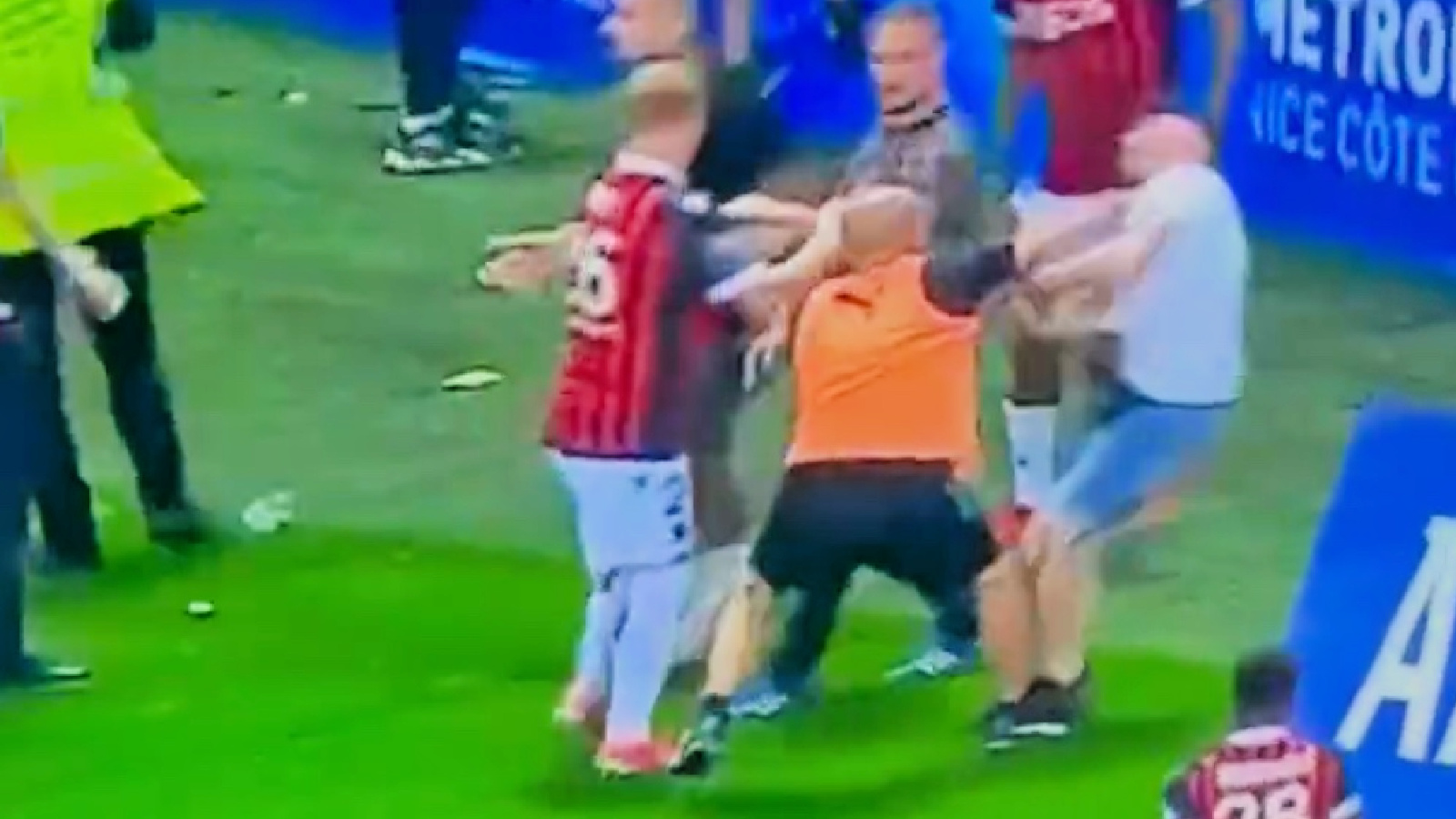 Marseille coach knocks a Nice fan out cold