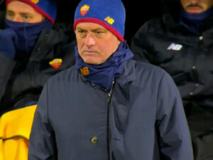 Jose Mourinho looking weary as AS Roma get dismantled 6-1 by Bodo_Glimt