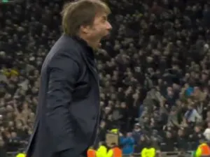 Antonio Conte's passionate reaction at full-time after Leeds United win