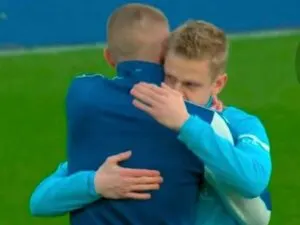 Zinchenko and Mykolenko send powerful message as players link arms in support of Ukraine