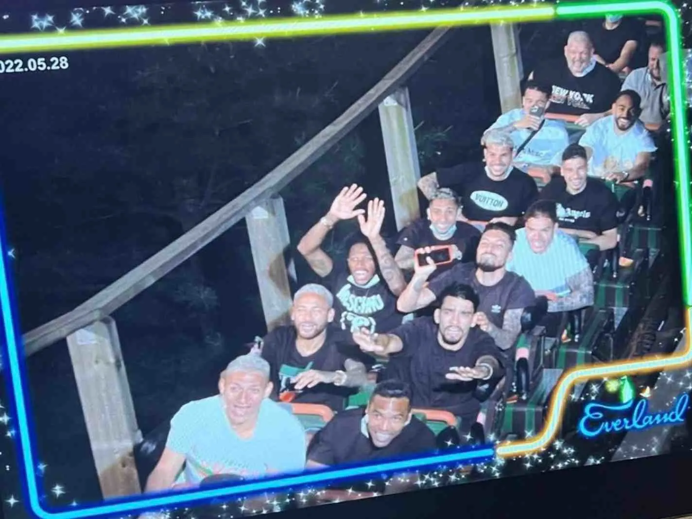 Photo of Brazil players on a rollercoaster in South Korea