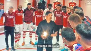 Mikel Arteta uses a light bulb to make point during Arsenal team talk