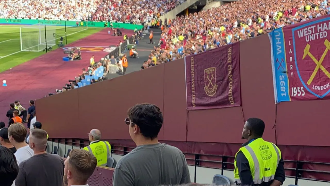 New barrier separating home and away fans installed at London Stadium