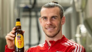 Gareth Bale launches the Bale Ale.