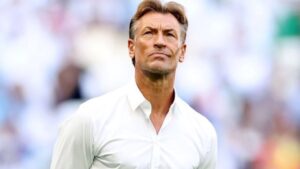 Here’s Why Herve Renard Is Completely Obsessed With Wearing White Shirts