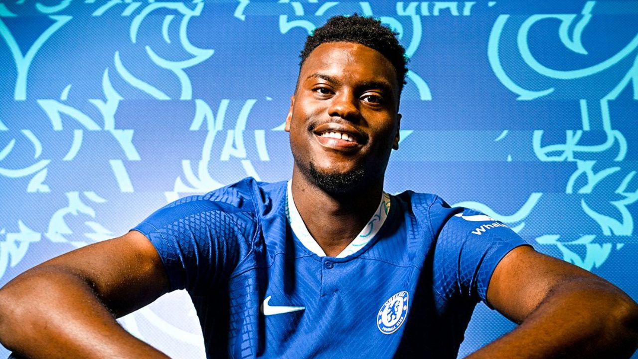 Fans puzzled after Chelsea hand Benoit Badiashile a 7.5-year contract