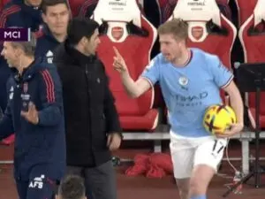 From Shoving Arteta To Dodging Beer Missiles How Kevin De Bruyne Bossed Arsenal At Emirates