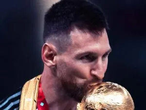 Lionel Messi (7)