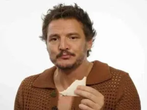 Pedro Pascal Take Over Internet By Simply Crunching A Sandwich