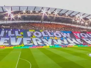 Man City Fans Unleash Epic Tifo before Arsenal Match – A True Feast for the Eyes!