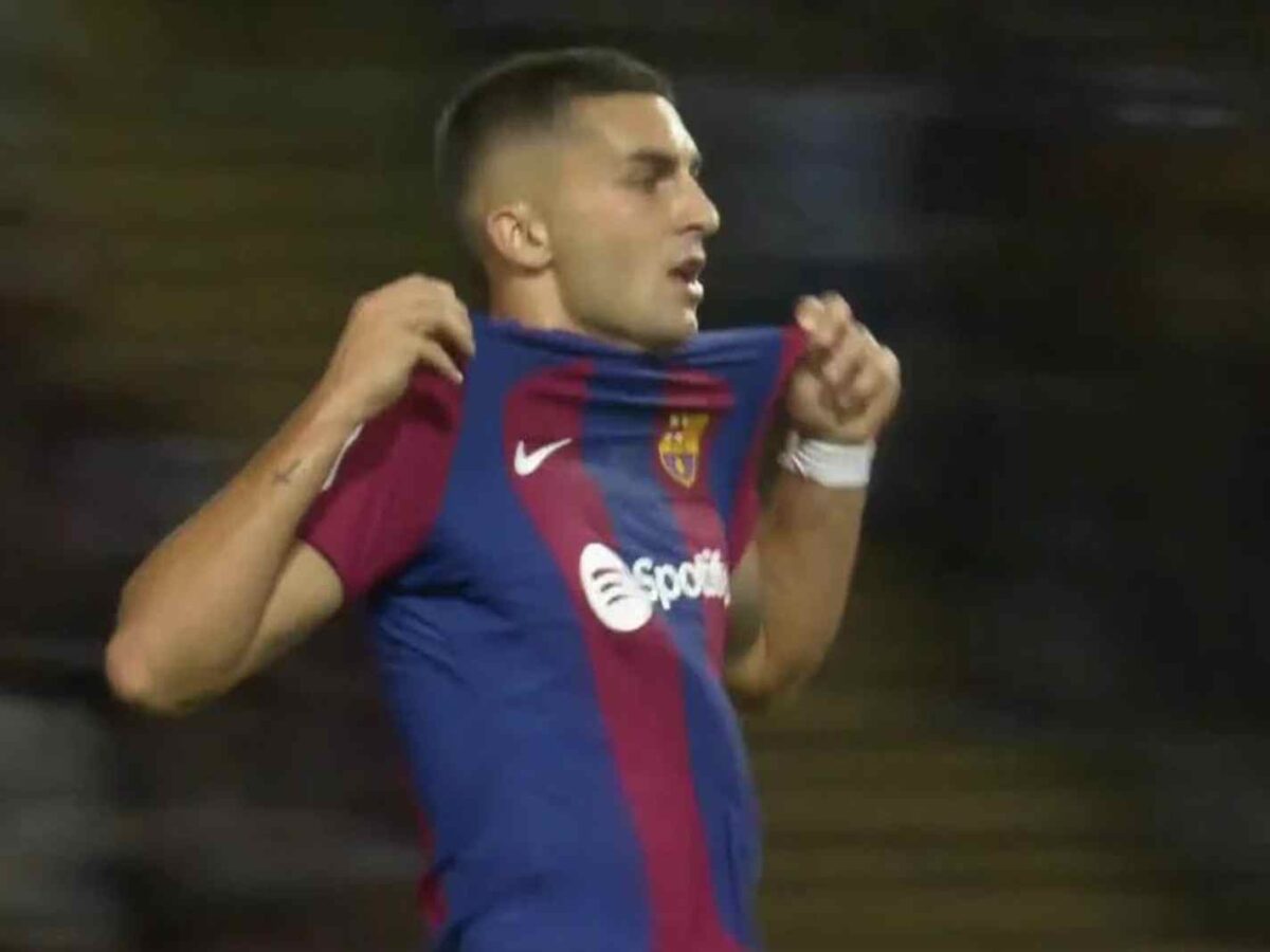 Ferran Torres Embraces The Phoenix Spirit With New Back Tattoo Thick Ferran Torres Embraces The Phoenix Spirit With New Back Tattoo Thick