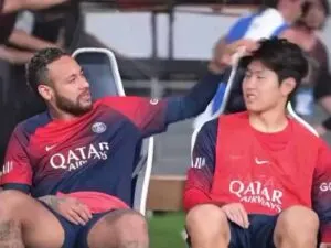 Neymar Teases Newcomer Lee Kang-In Over His Precious Locks