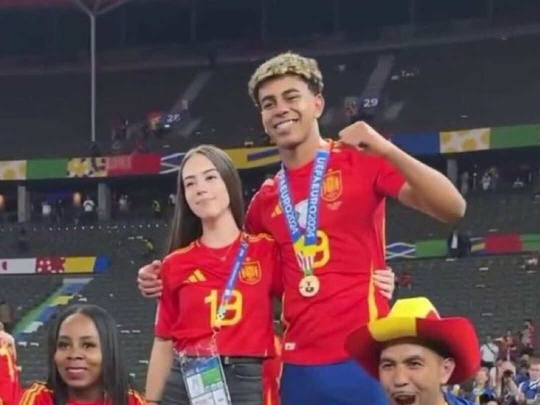 Look Lamine Yamal Spotted In Rare Public Photos With Girlfriend Alex Look Lamine Yamal Spotted In Rare Public Photos With Girlfriend Alex